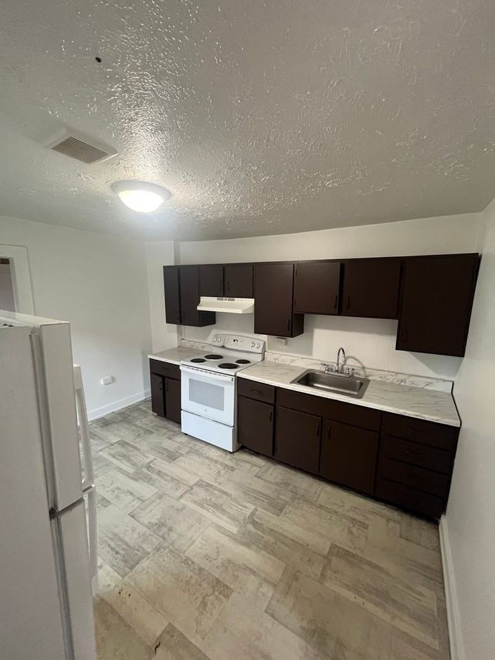410 Scio St - Photo 2 of 21