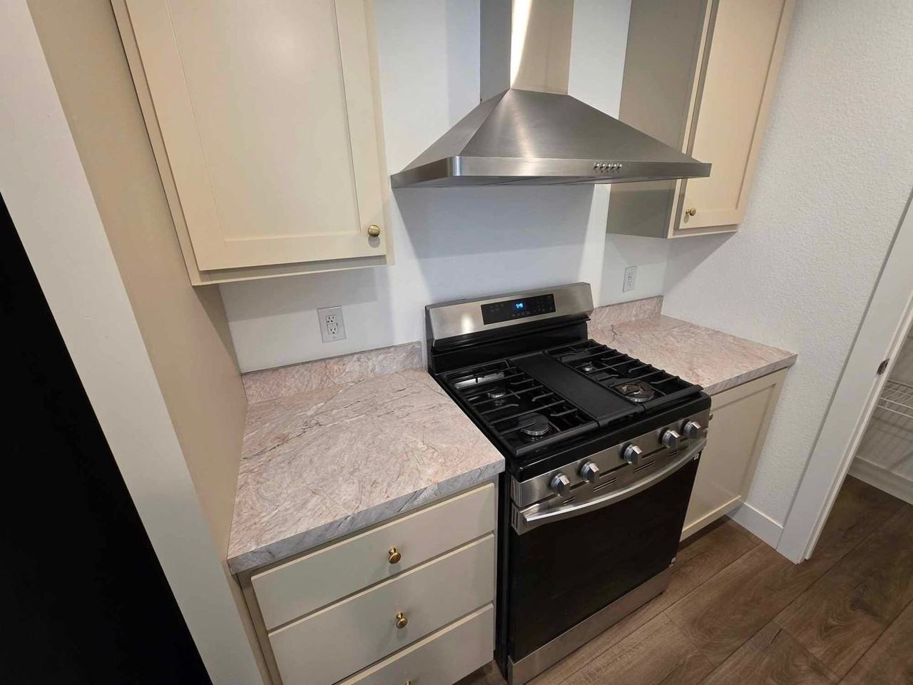 350 N 300 E #5 - Photo 6 of 23