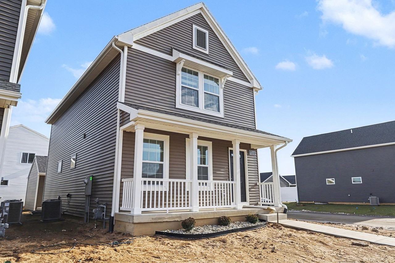 1653 Kennedy Blvd - Photo 3 of 25