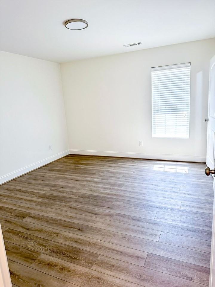 725 Carolina Ave - Photo 7 of 8