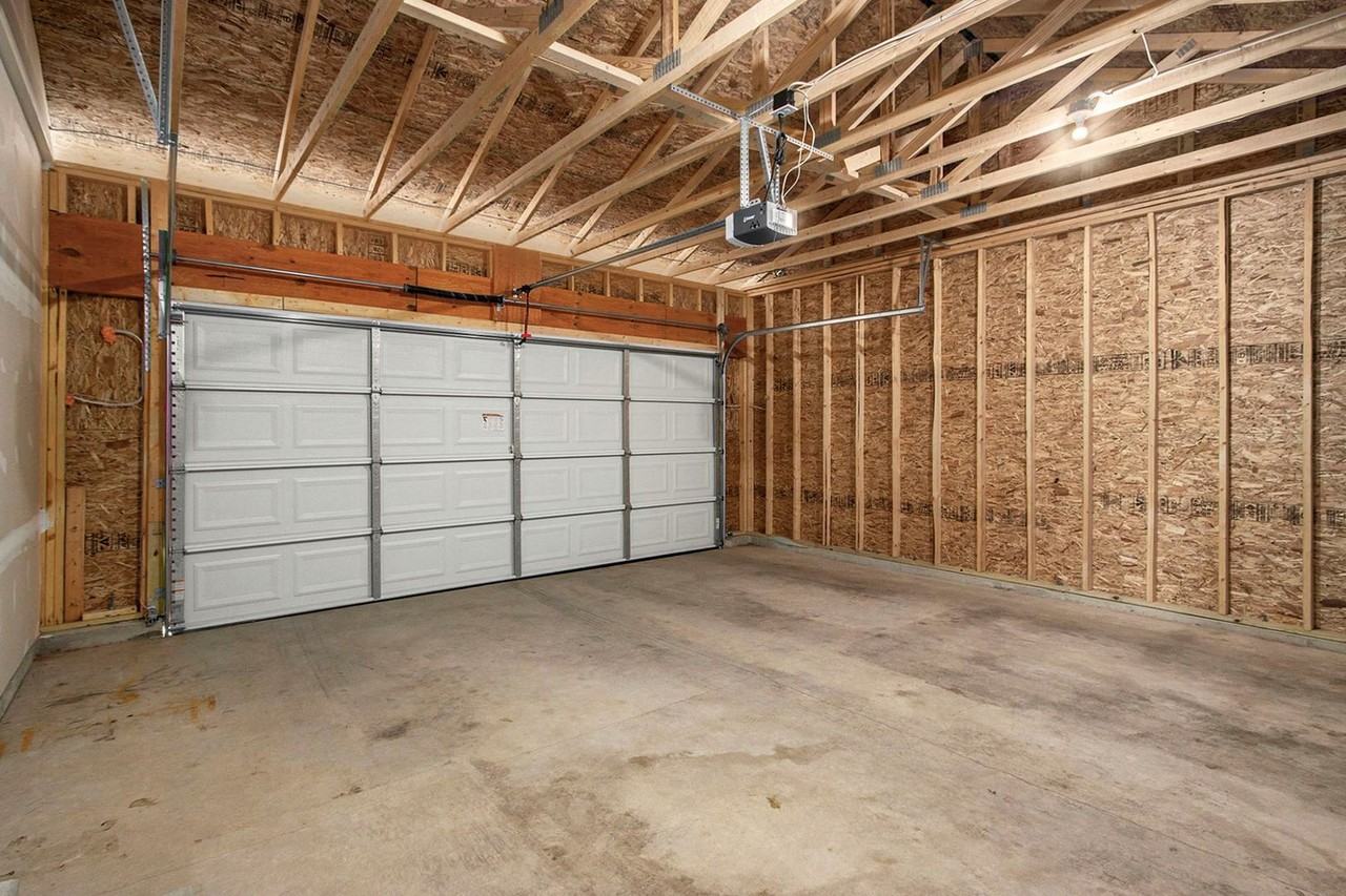 1658 Carolyn Dr - Photo 7 of 22