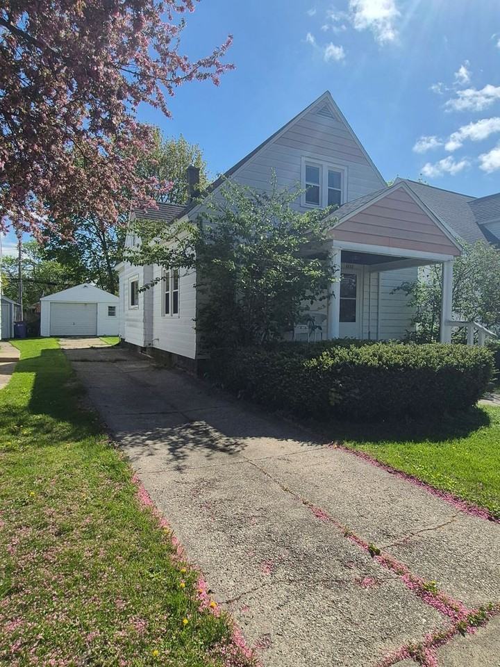 1112 California St Nw - Photo 2 of 21