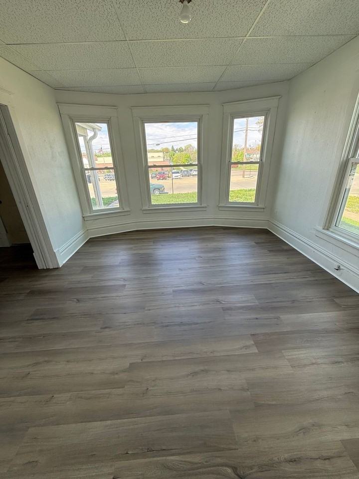 1620 Rebecca St - Photo 5 of 14