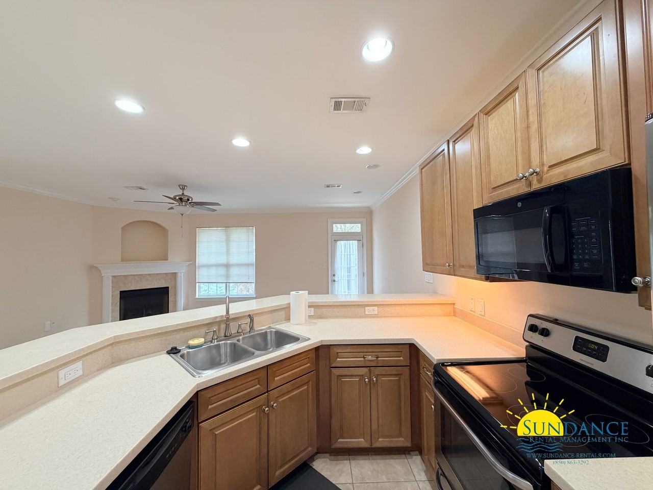 409 Nathey Ave - Photo 5 of 23