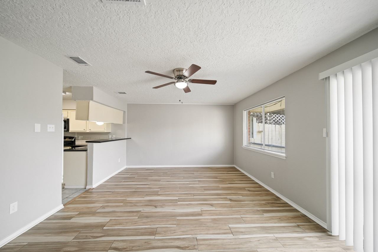 13464 Castilian Dr #1 - Photo 7 of 29