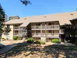 featured image of 3065 Huntleigh Dr