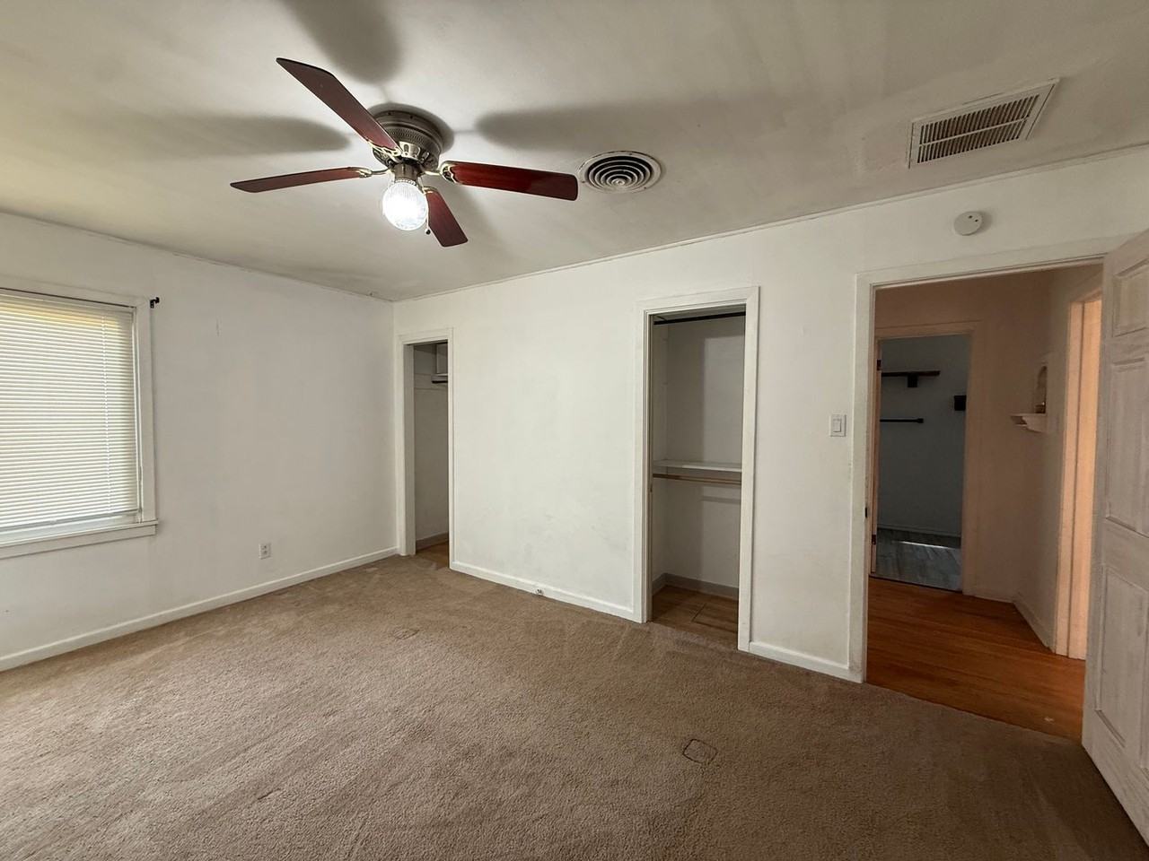 2607 44th St - Photo 6 of 15