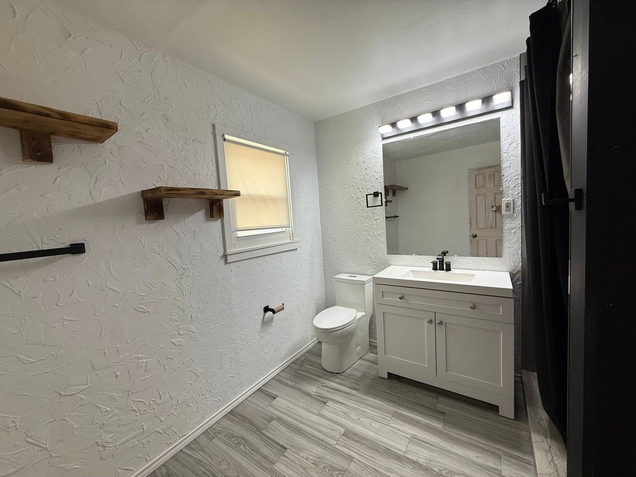 2607 44th St - Photo 7 of 15