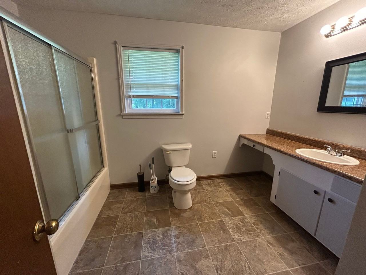 610 Cottonwood Dr - Photo 6 of 8