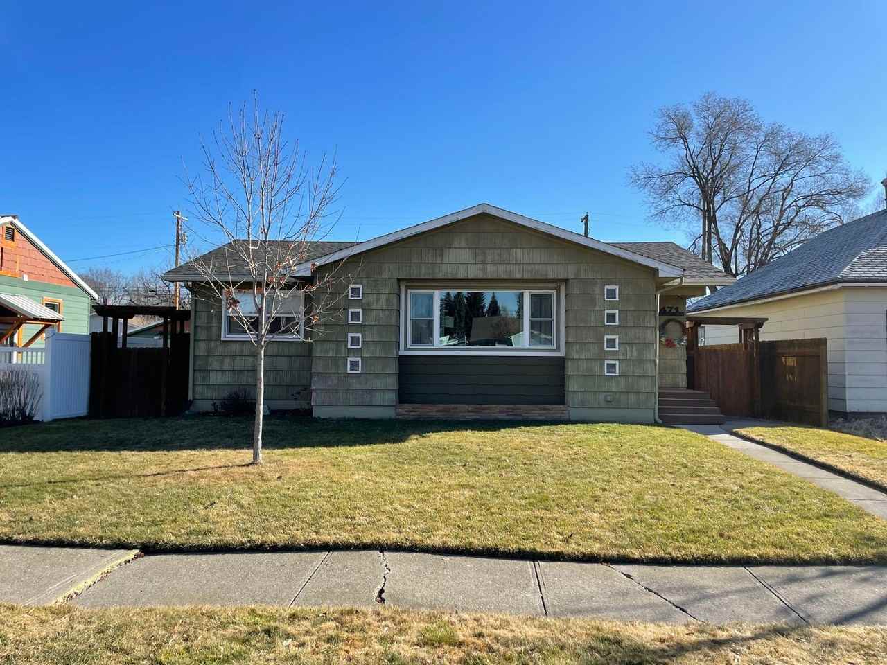 471 3rd Avenue West N - Photo 2 of 27