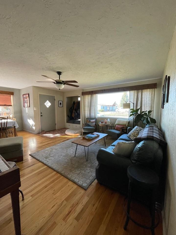 471 3rd Avenue West N - Photo 5 of 27