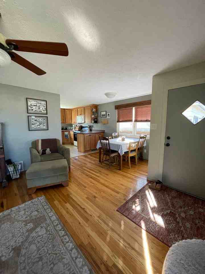 471 3rd Avenue West N - Photo 7 of 27