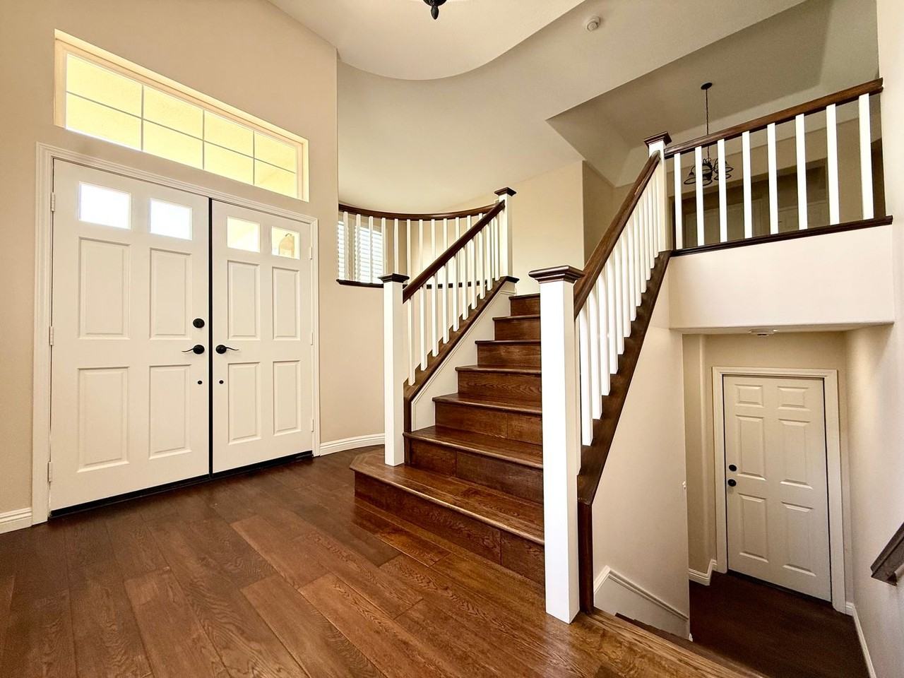 2710 Carriagedale Row - Photo 3 of 41