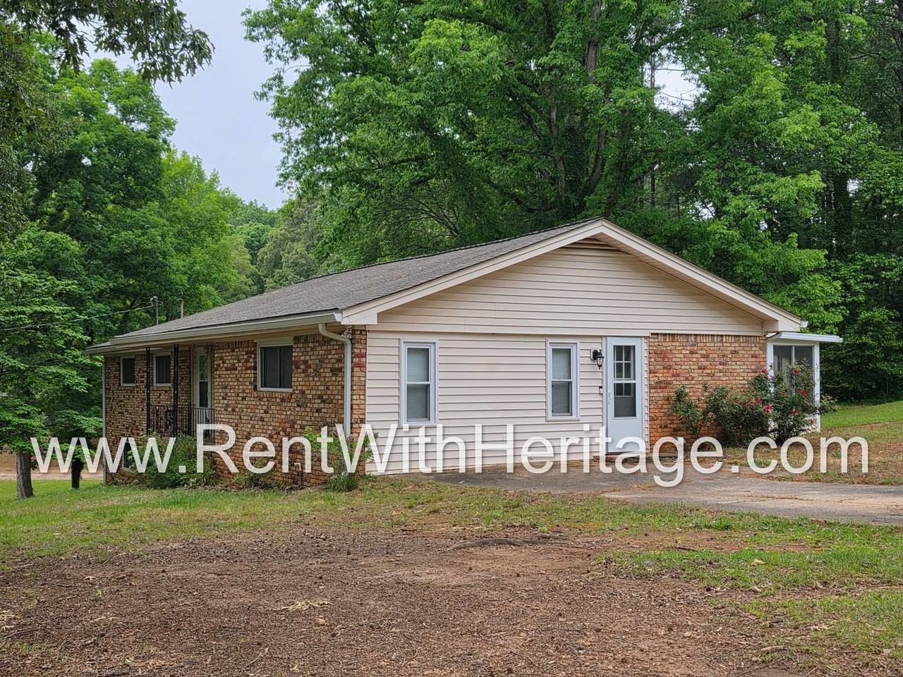 6190 Knights Ln - Photo 4 of 50