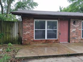 215-217 E Adobe St - Photo 1 of 1