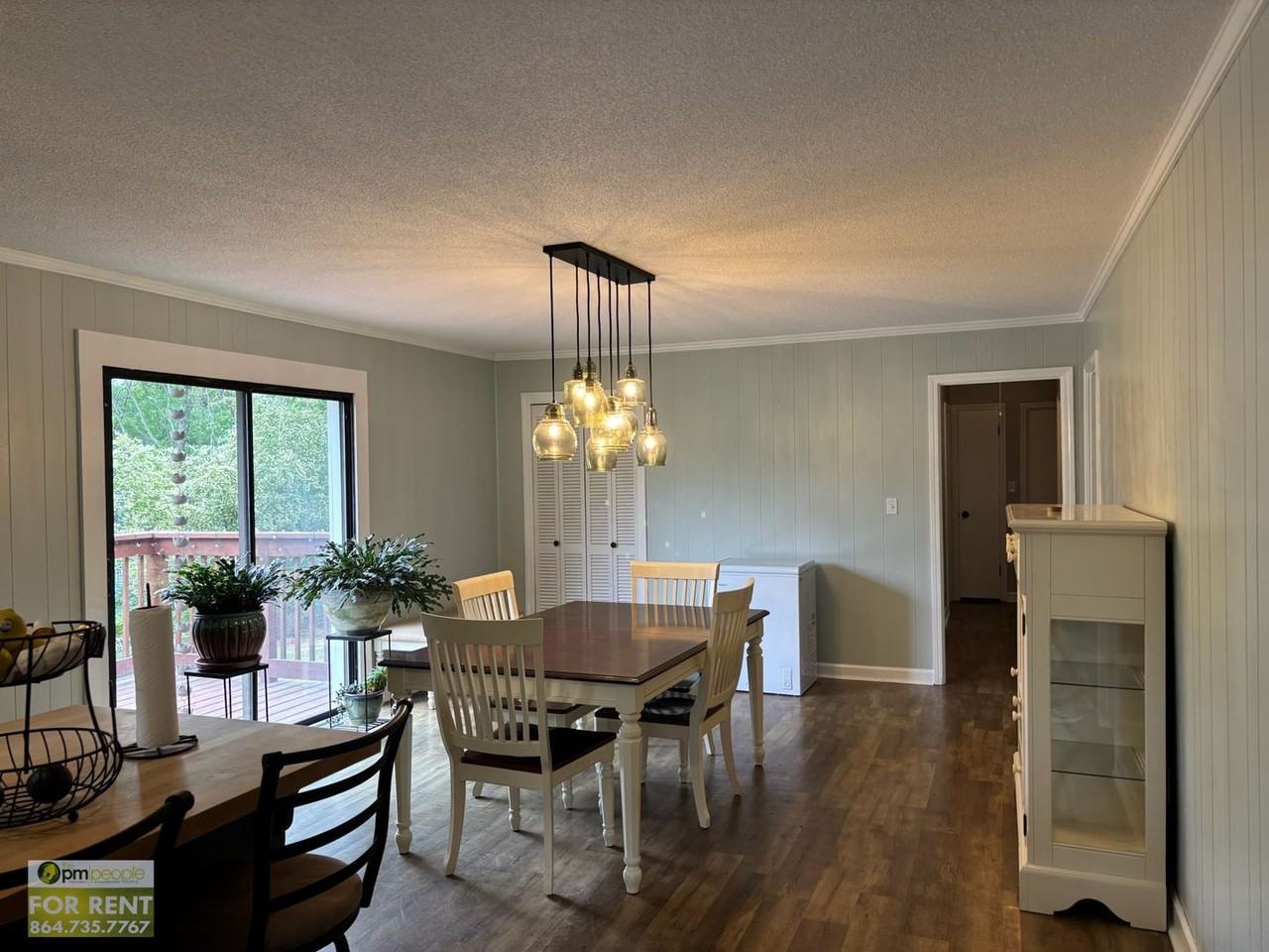 313 Katherine St - Photo 3 of 20