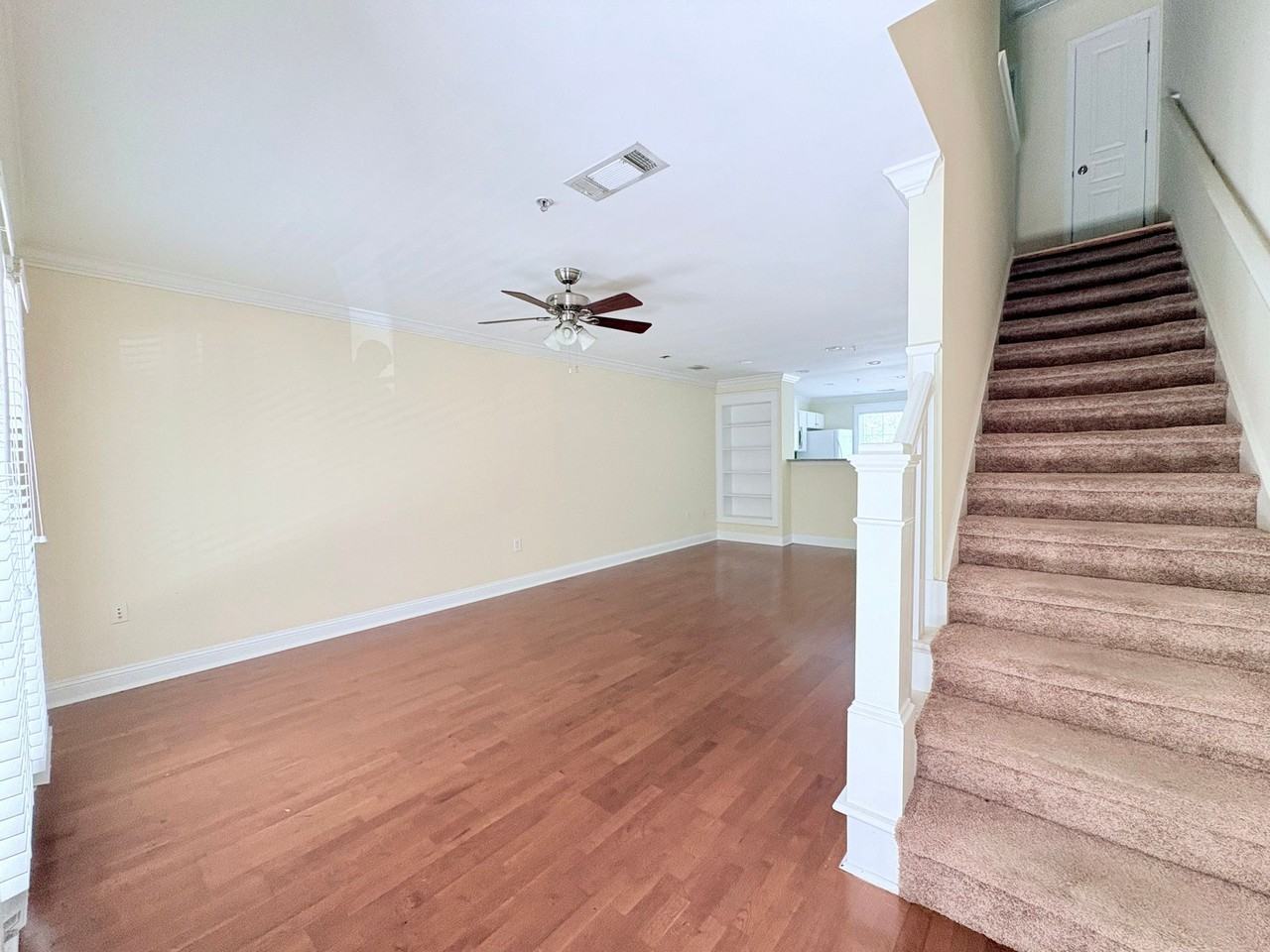 833 Old Greenville Hwy - Photo 4 of 16