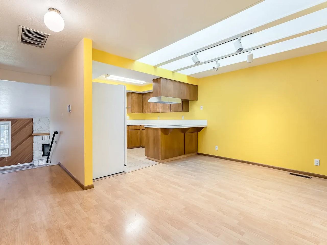 1116 Nw Springwood Ln - Photo 4 of 18