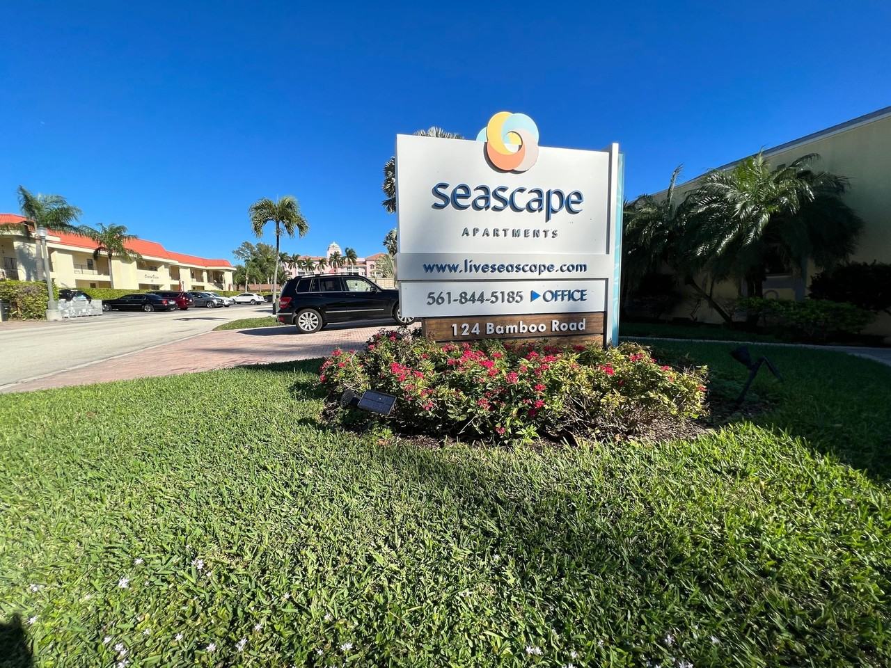 Seascape Apartments - Photo 2 of 27