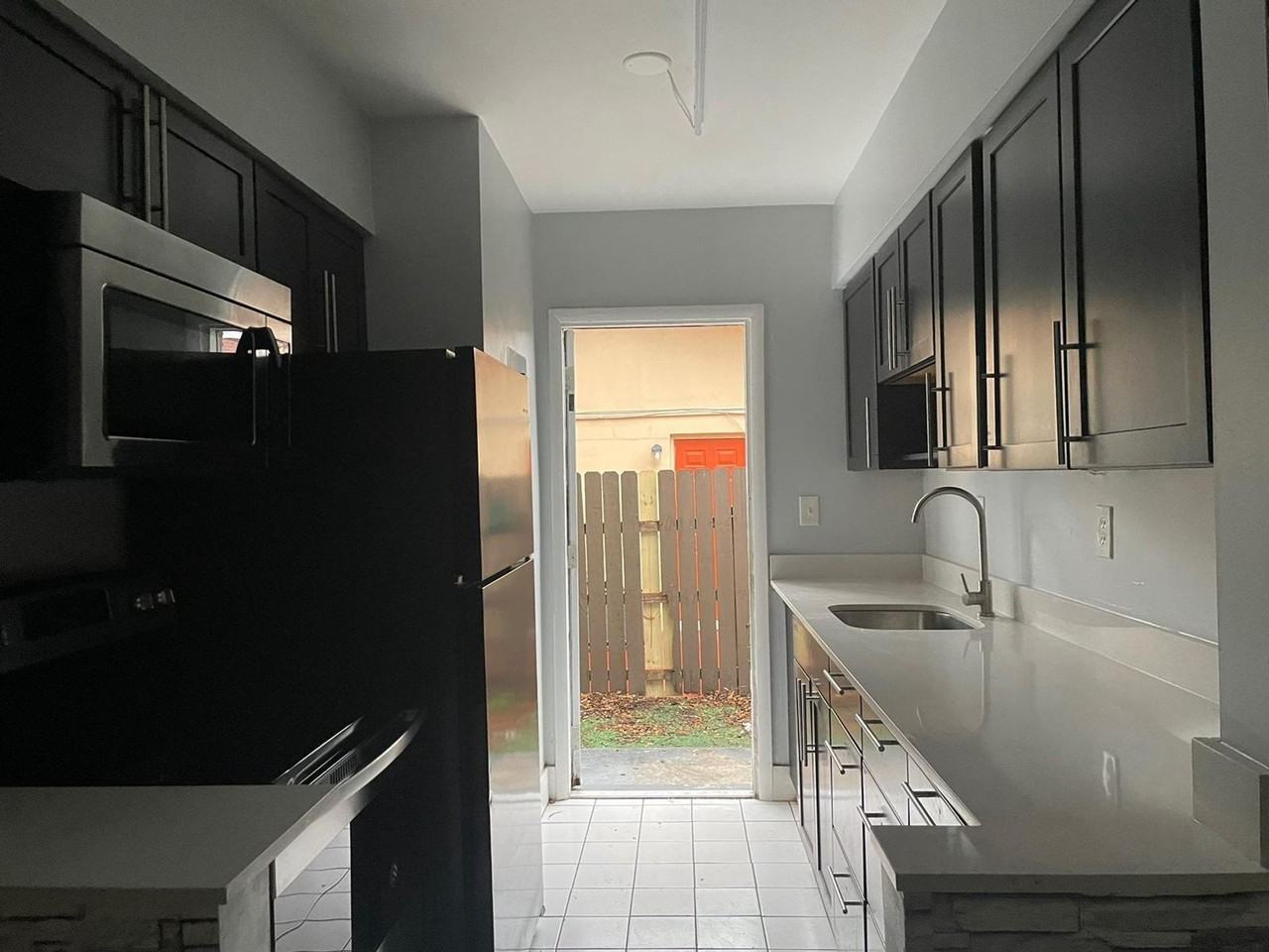 Cozy Apartments - Photo 4 of 5