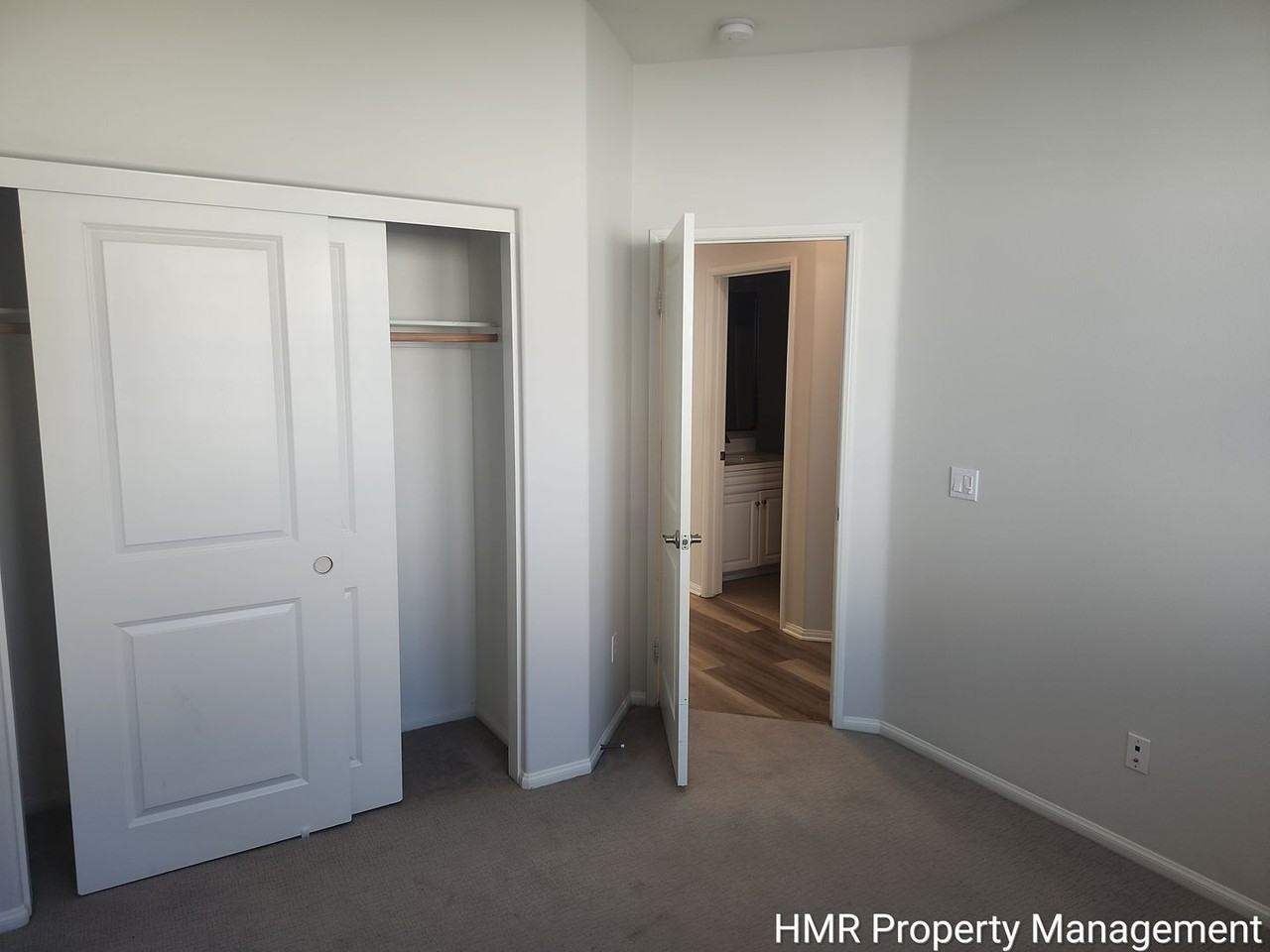 6386 Pegasus Ct - Photo 2 of 29