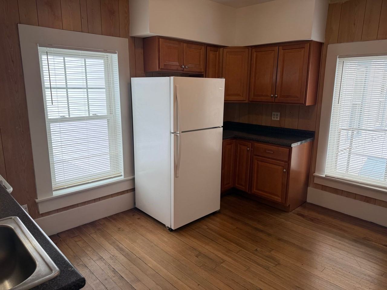 168 South St - Photo 2 of 10