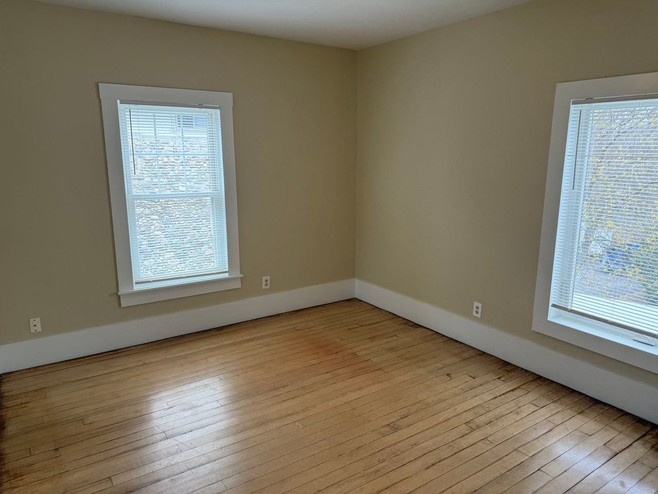 168 South St - Photo 4 of 10