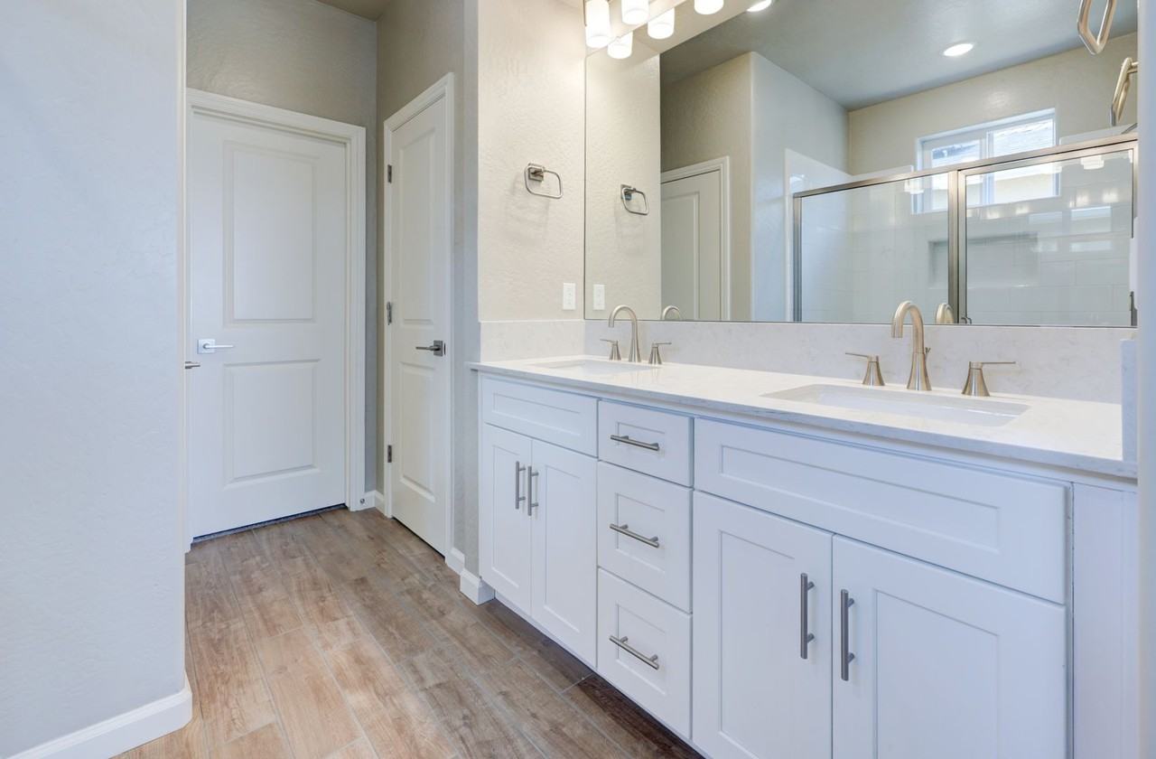 857 857 Halford Lane - Photo 5 of 9