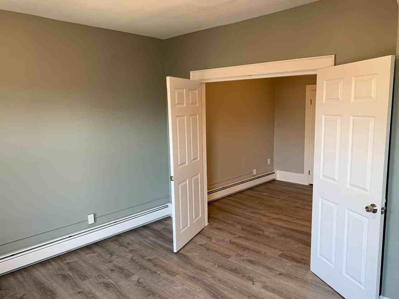 148 Main St - Photo 4 of 24