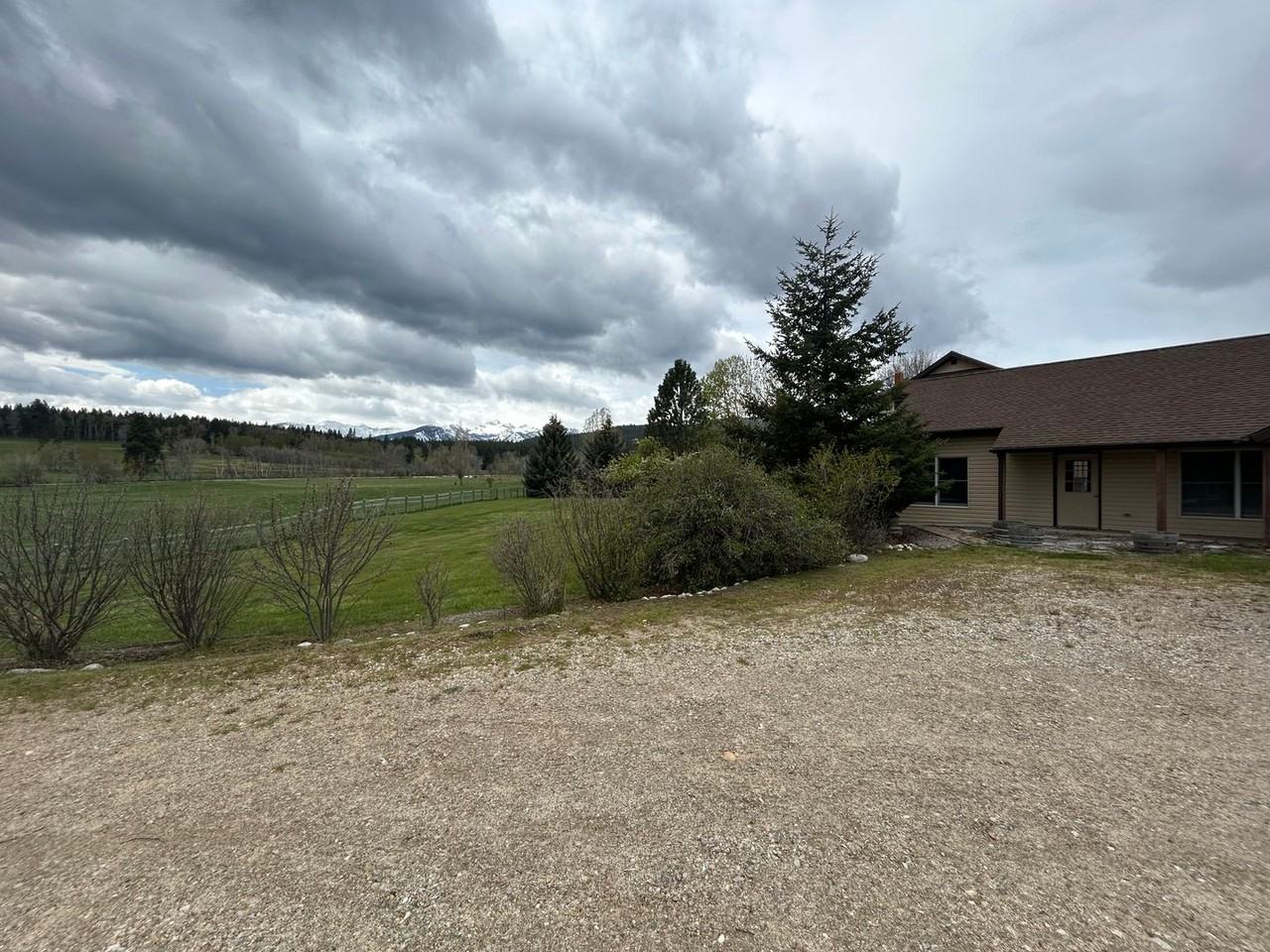 234 Forest Hill Rd - Photo 3 of 39