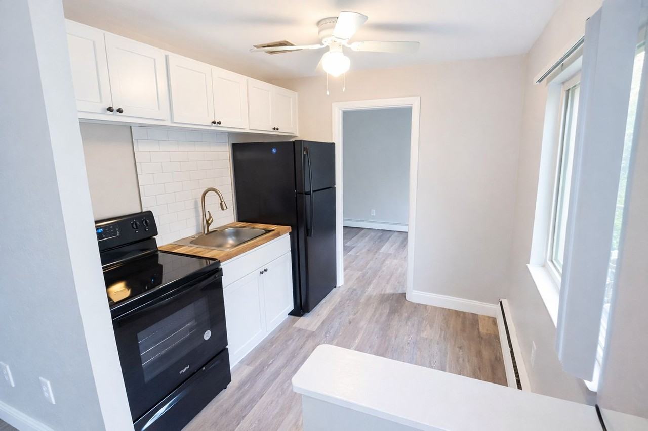 5383 Sunnyslope Rd - Photo 3 of 8