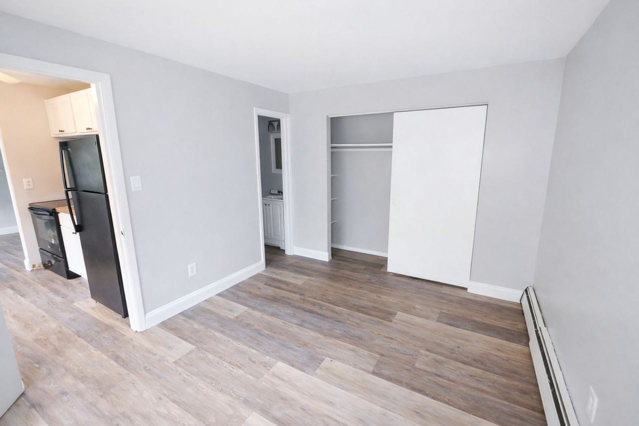 Sunnyslope Apartments - Photo 5 of 16