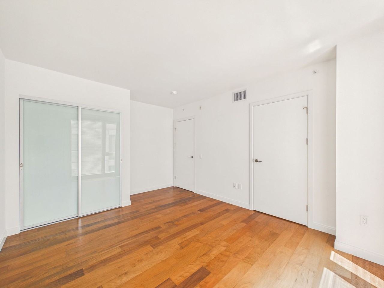 555 Fulton St #502 - Photo 5 of 26