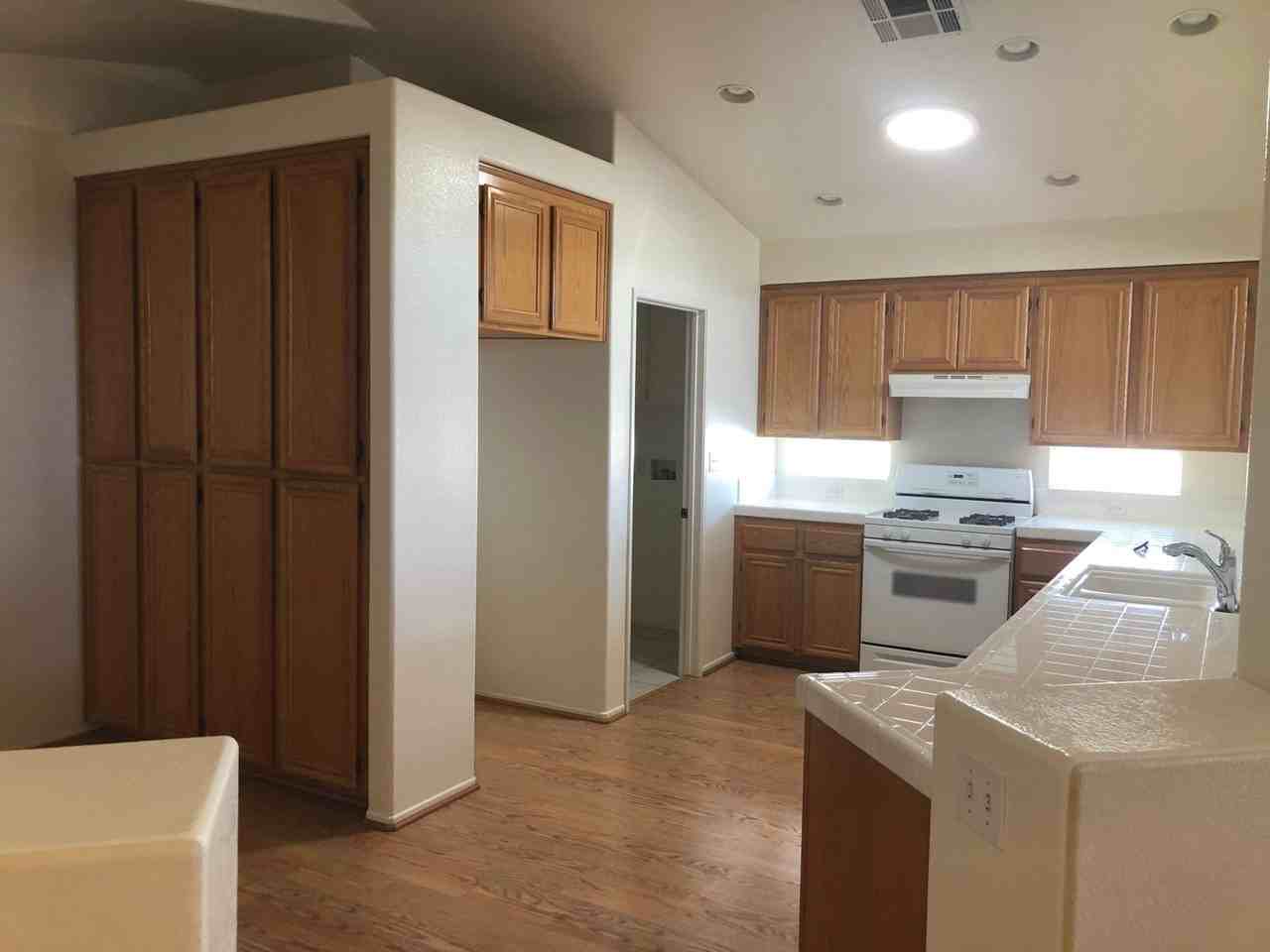 2580 Columbine Rd - Photo 3 of 18