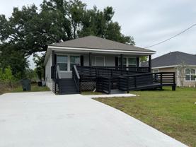 1735 Saint John St - Photo 1 of 1