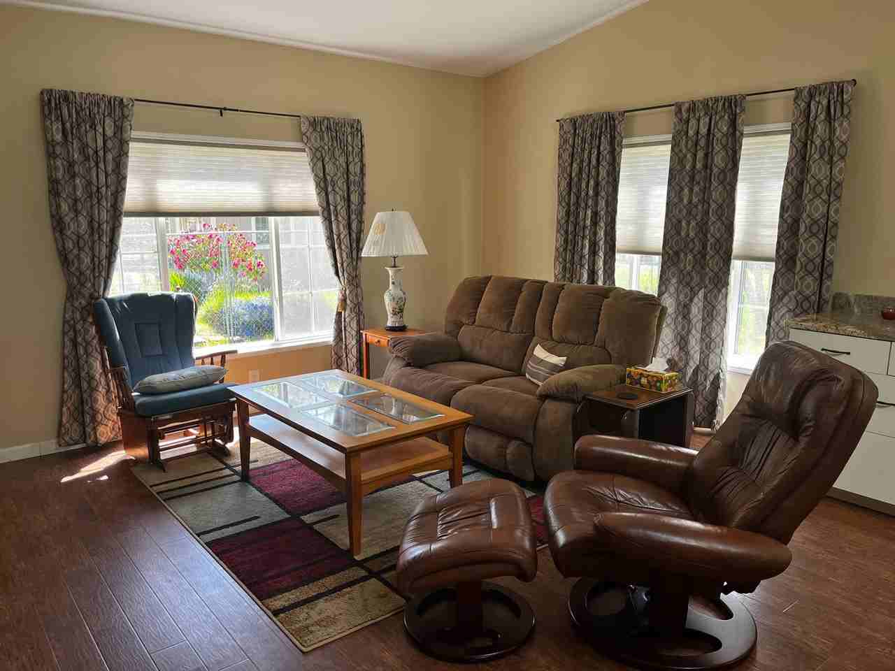 1449 Anderson Ave - Photo 5 of 17