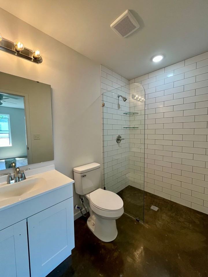 32 Modern St - Photo 6 of 10