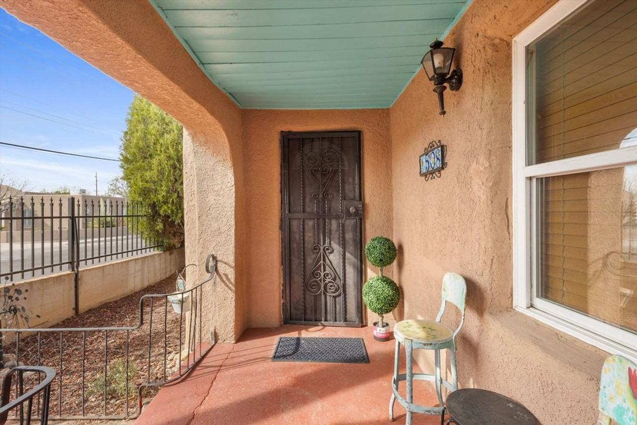 1508 Edith Blvd Ne - Photo 3 of 14