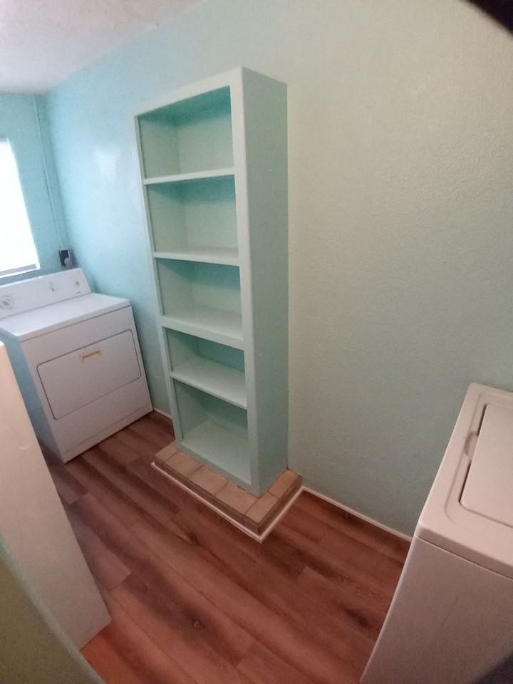 1508 Edith Blvd Ne - Photo 7 of 14