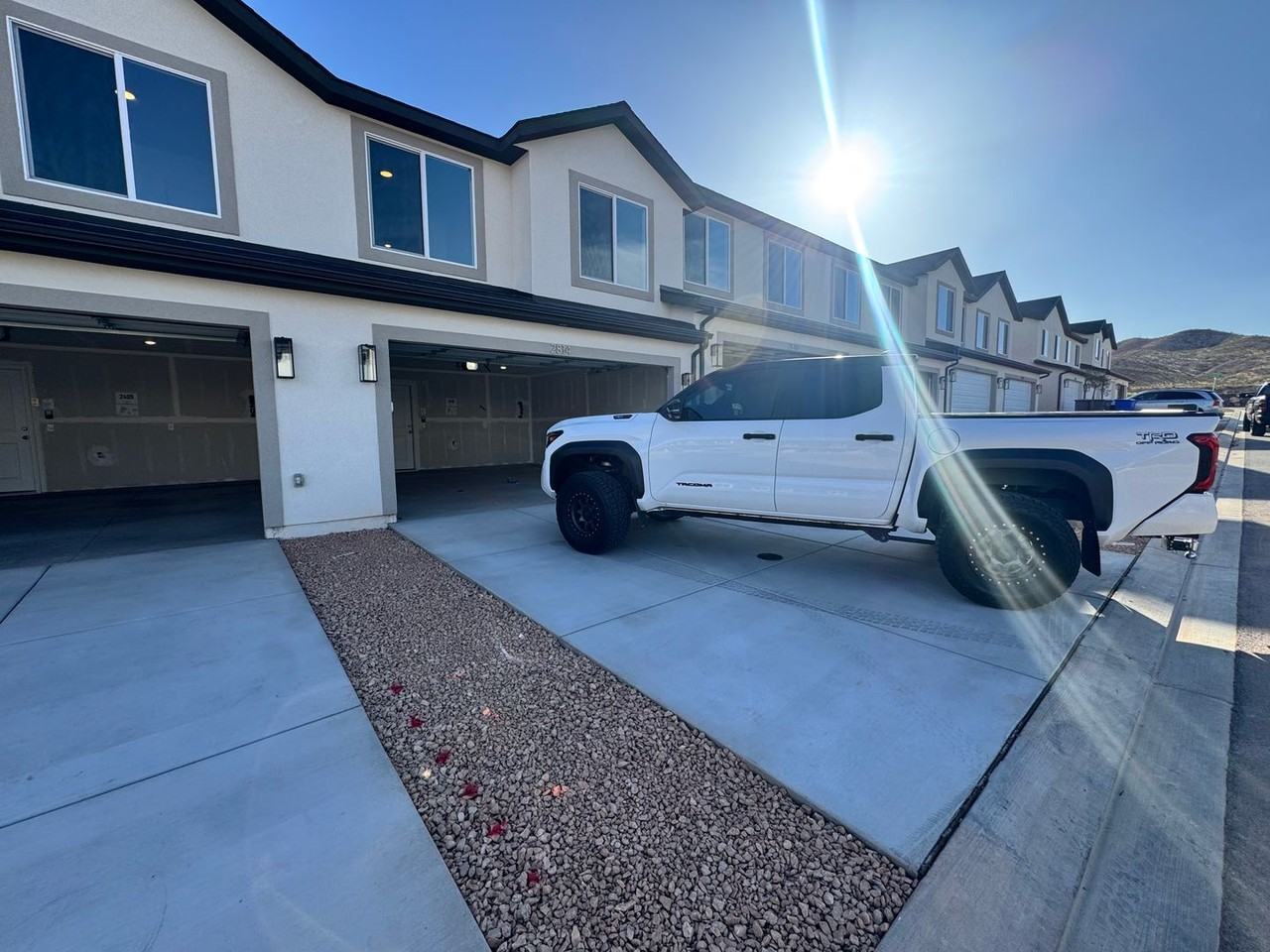2814 E Fireweed Ln - Photo 3 of 22