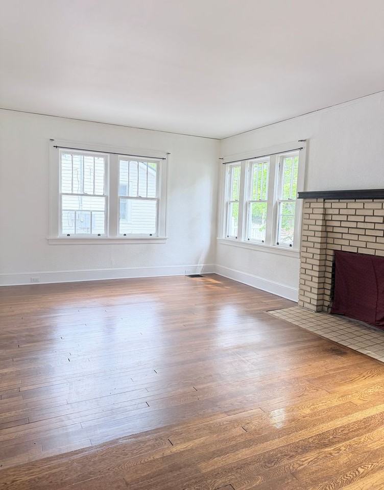 94 Louisiana Ave - Photo 3 of 15