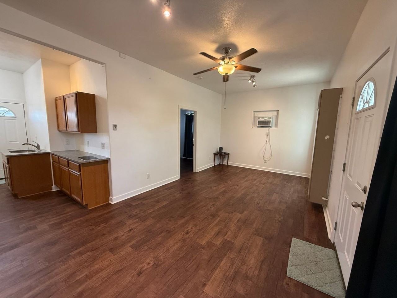 101 E 19th St - Photo 3 of 12