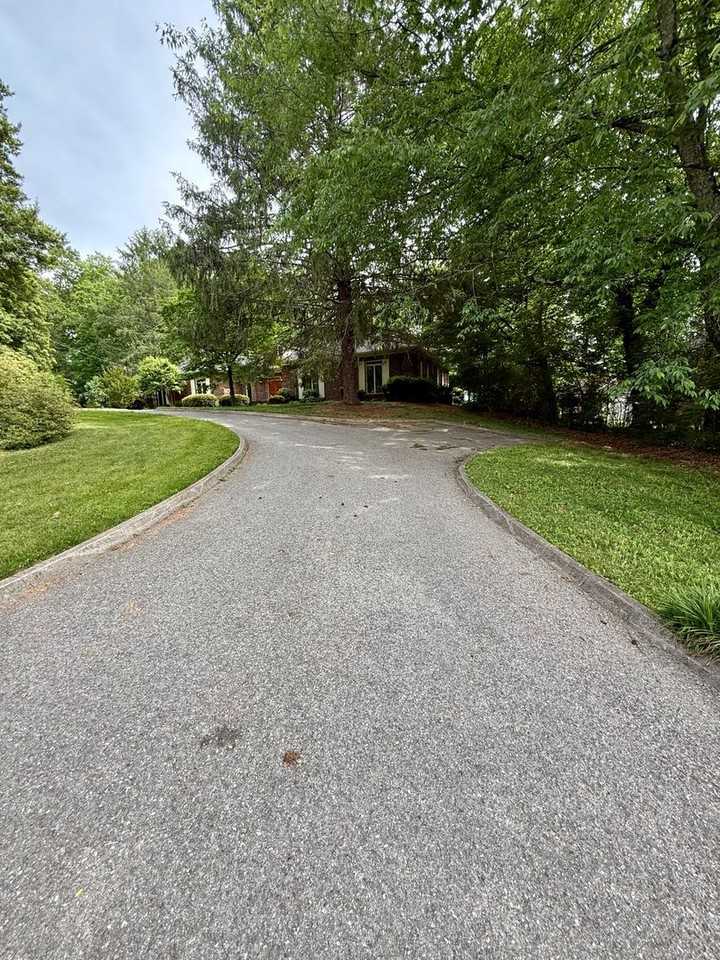 7703 W Ogg Rd - Photo 4 of 27