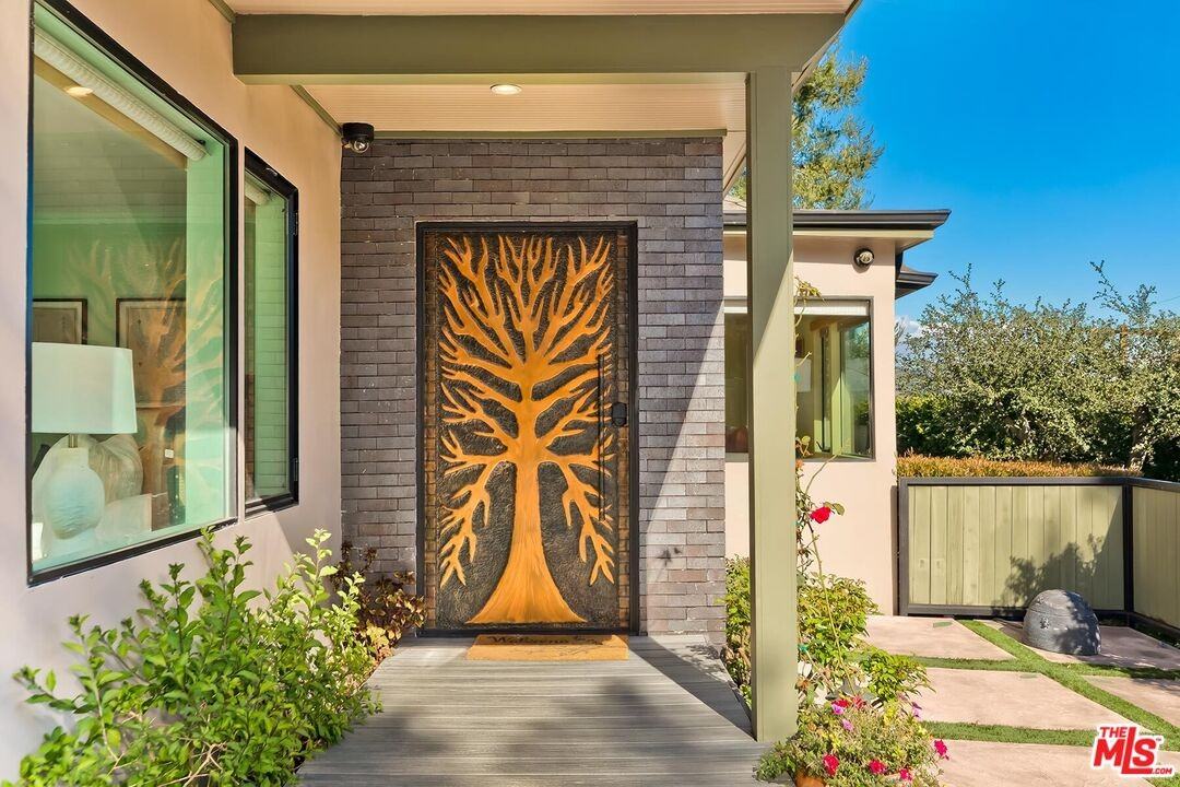 2841 Montcalm Ave #1 - Photo 3 of 50