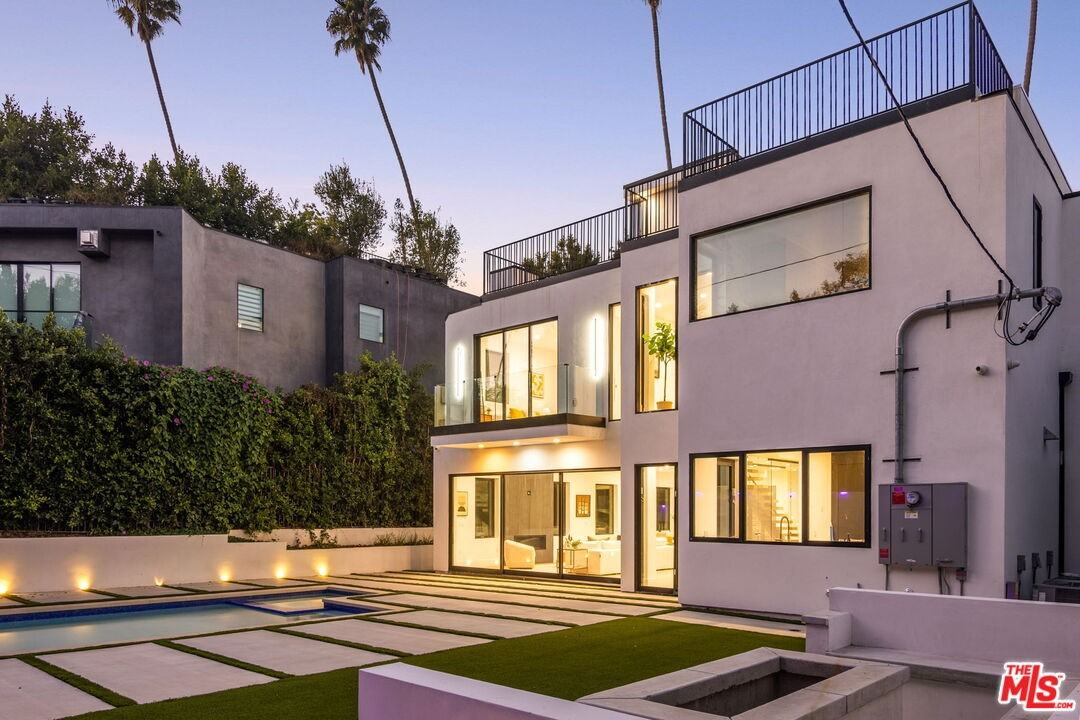 12700 Montana Ave #1 - Photo 7 of 50