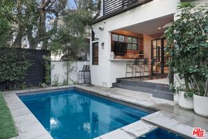 featured image of 3159 Thatcher Ave #1