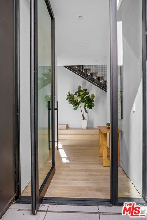 8890 Rosewood Ave #1 - Photo 6 of 24