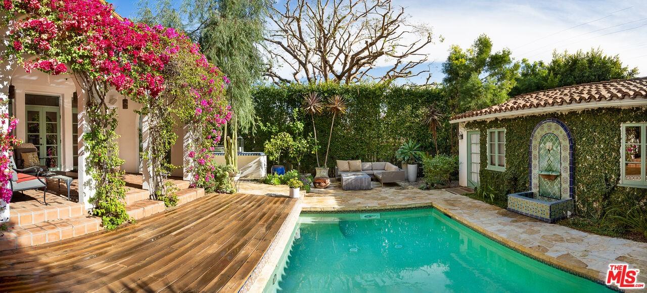 408 17th St #1 - Photo 7 of 50