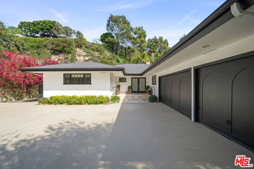 9023 Alto Cedro Dr #1 - Photo 4 of 50