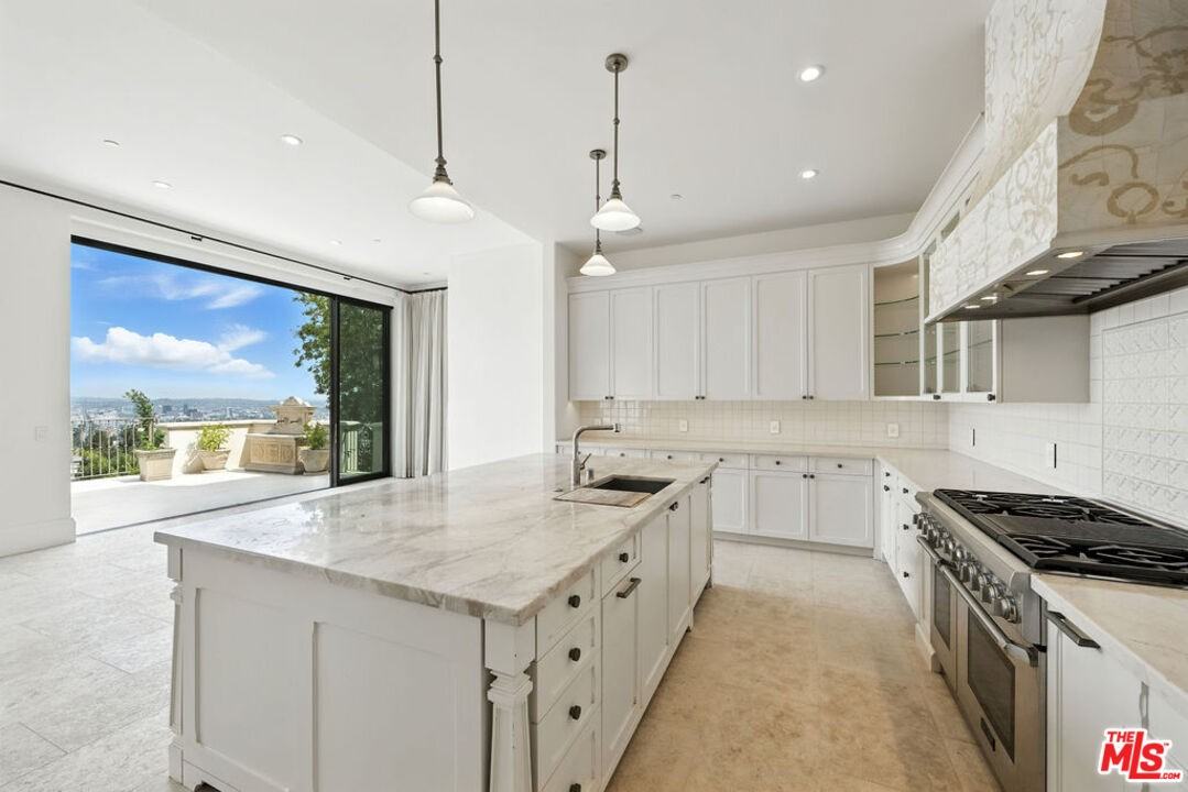 1675 Woods Dr #1 - Photo 7 of 50